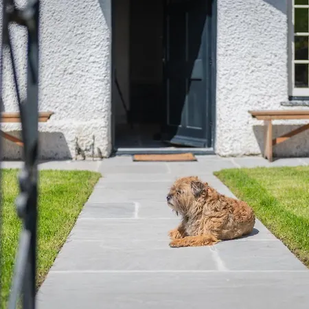 別荘 2 Bed In Sz197